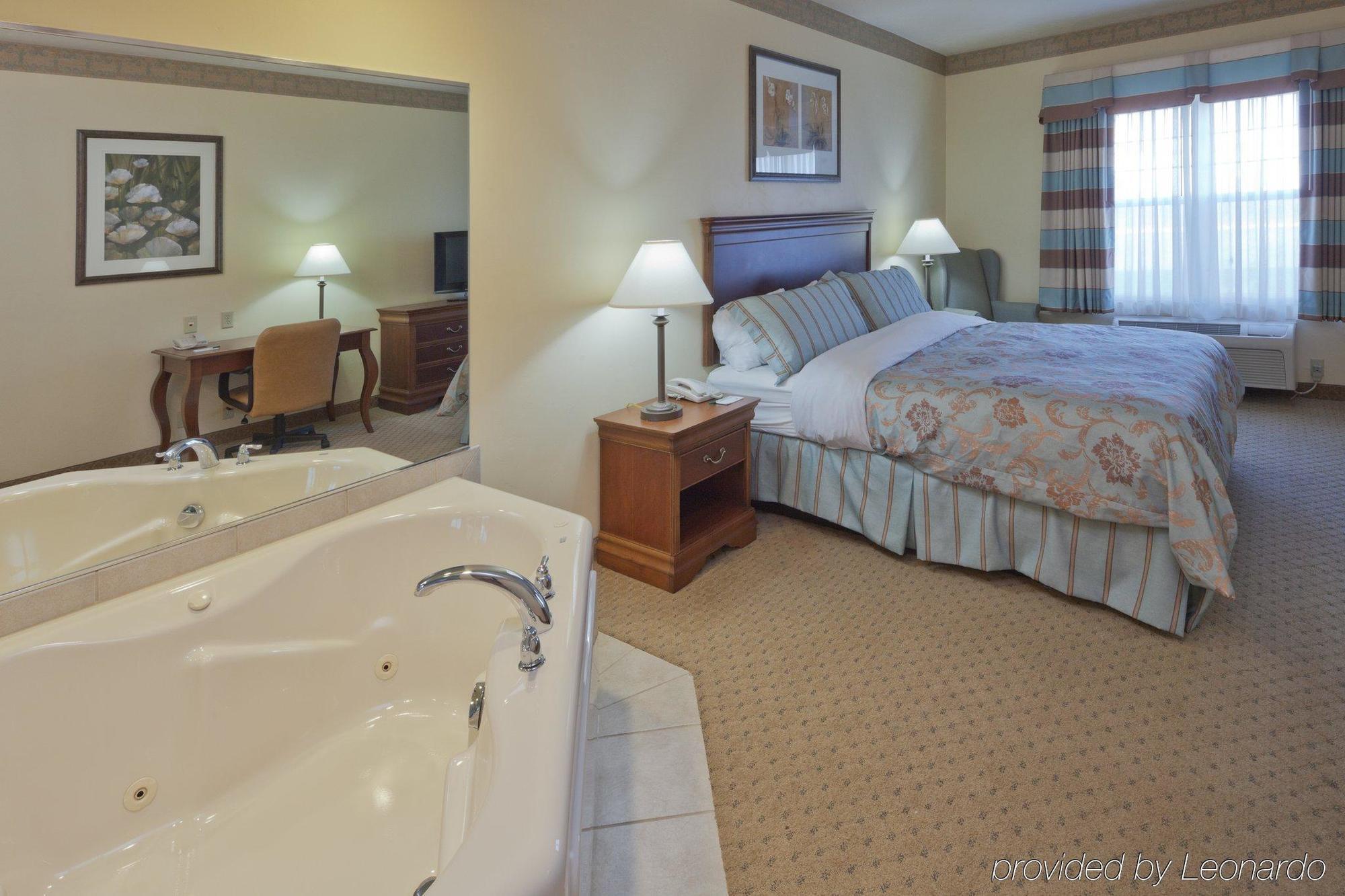 Country Inn & Suites By Radisson, Appleton North, Wi Little Chute Екстер'єр фото